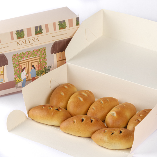 Набор фирменных пирожков со сладкими начинками