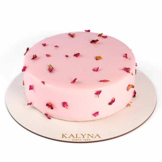 Ванильно-клубничный муссовый торт