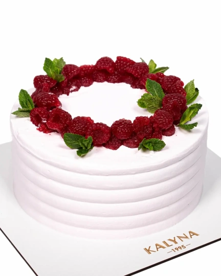 Шоколадно-малиновый торт