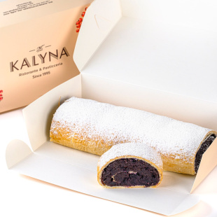 Штрудель маково-чорничний